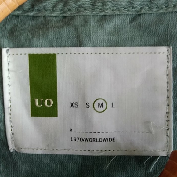 Vest - Picture 3 of 6